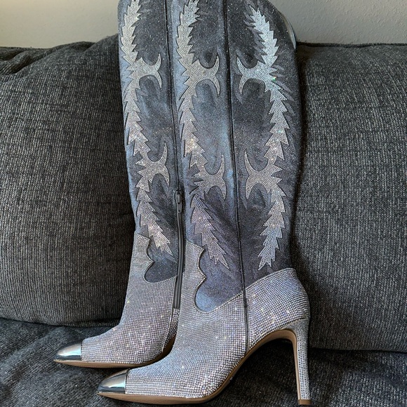 Gianni Bini Silver and Gray Heeled Boots